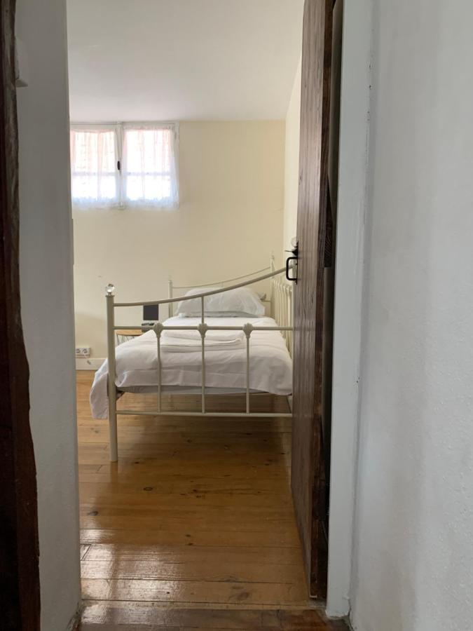 Doxie Cottage Saint-Chabrais Ngoại thất bức ảnh